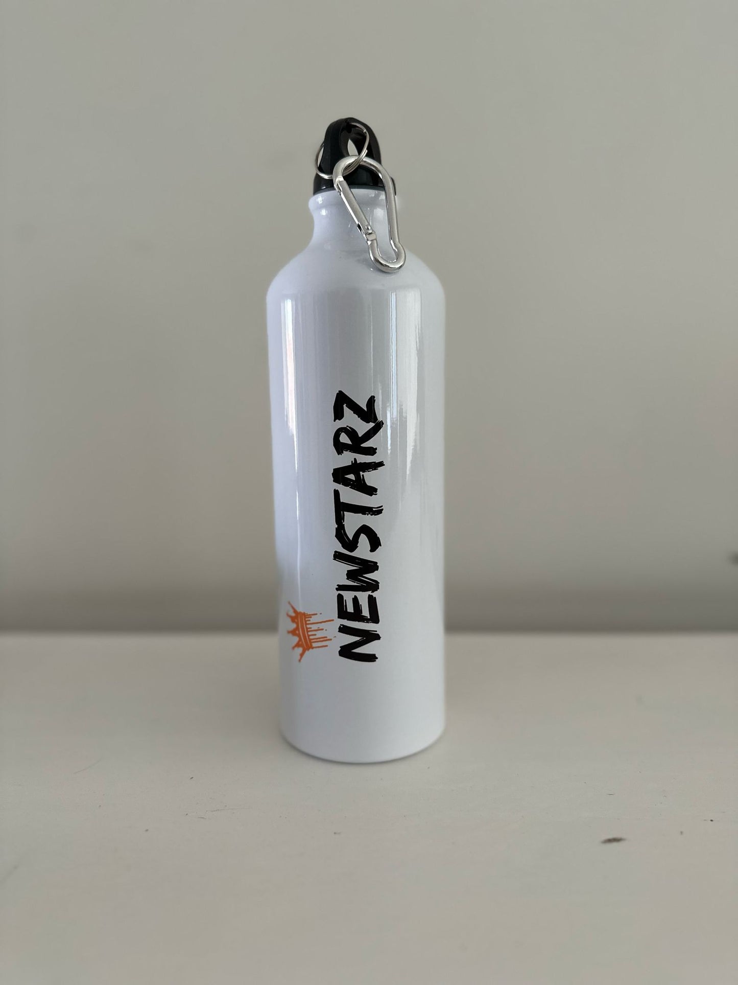 G7 - Garrafas Never give up