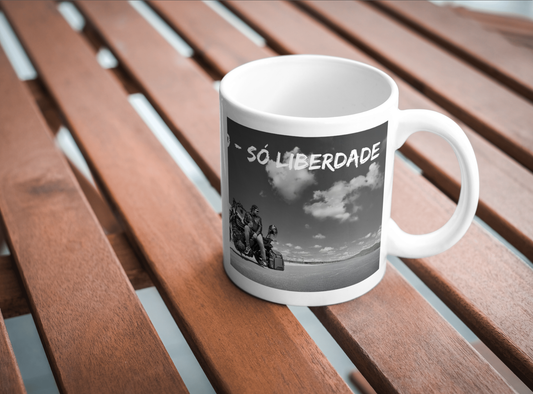 Caneca “Sem destino – Só liberdade” | Cerâmica Branca (M27)